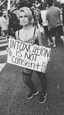 hippiehazeiriedaze:  Slutwalk 2017