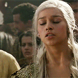 wllford-deactivated20210619:  Daeynerys Targaryen in every episode↳