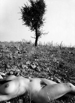 voluptuouscurves:Lucien Clergue - 1971