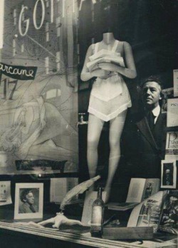 afrouif: André Breton  by Marcel Duchamp