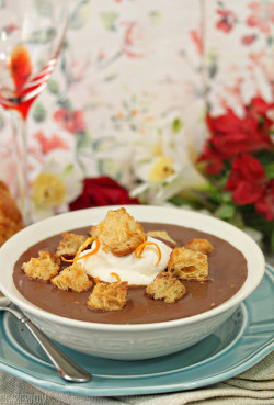 confectionerybliss:  Chocolate Soup With Croissant CroutonsSource: