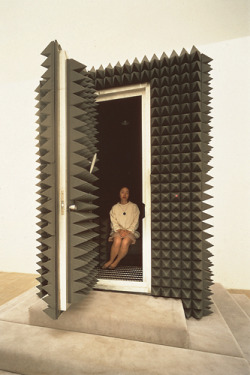 baja-baja:  James Turrell, Soft Cell, 1992 Photograph: Shigeto