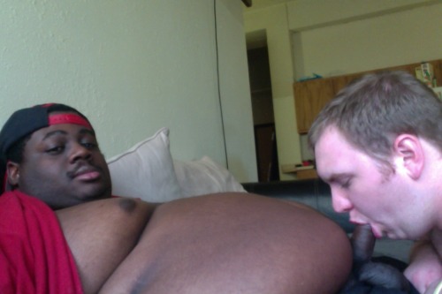 milaca2012:  Chubby black dude getting his dick suck by his dude