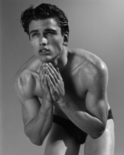 modelbegood: Simon Nessman  http://modelbegood.tumblr.com 