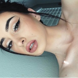 glamourqueenn:  ❤