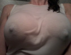 nipples-on-fire:  I was so hot last night that I decided to take