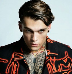 Stephen James | Maria Escote Primavera Verano 2014