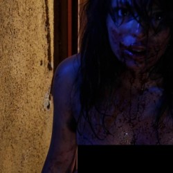 vanaramonne:  Es #Viernes13 y mi cuerpo lo sabe 😆 #zombie