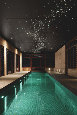 modernambition:  Beautiful Indoor Pool | Instagram
