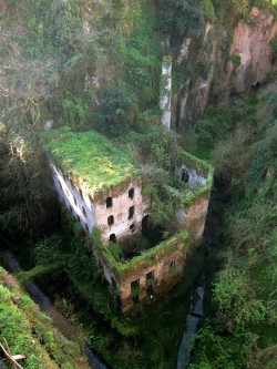 idilapidated:  Abandoned Castle in Sorrento, Italy. Later used