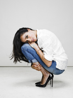 celebrity-legs-and-heels:  Meghan Markle  Follow http://celebrity-legs-and-heels.tumblr.com/