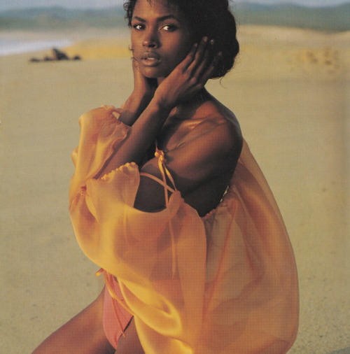 a-state-of-bliss:Allure May 1992 - Karen Alexander by Fabrizio