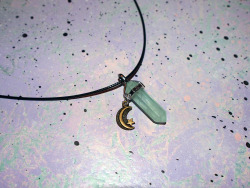 thevintageloser:  ▽ Green Fluorite Crystal Necklace or Choker △
