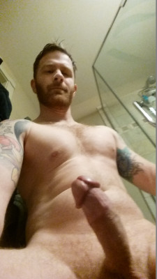 talldorkandhairy:  Follow Tall, Dork & Hairy for all types