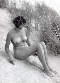 fragrantblossoms:Dr Werner Loges - Nude in Nature