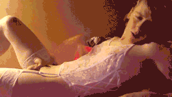 shemaleisasexymale:  