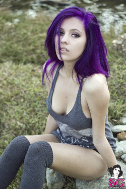 past-her-eyes:  Coralinne Suicide coralinne.suicidegirls.com