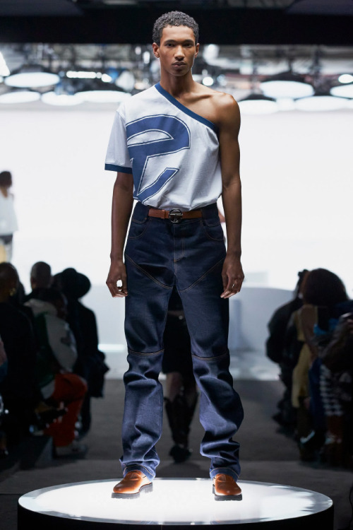dolerme:  telfar fw ‘22
