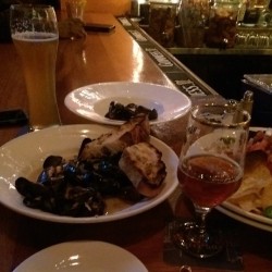 I’m actually eating muscles!  (at Mission Bar & Grill)