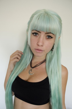 f0xybaby:  luciidkitties:  Pastel blue hair makes me feel really