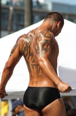 xtreemgear:  sexy…