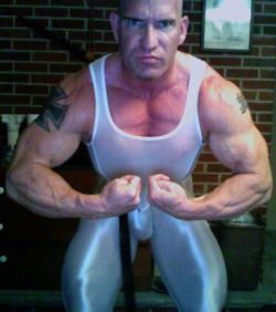 muscle1976:  skin tight head to toe