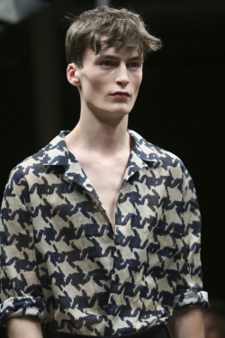homme–models:  Dries Van Noten menswear  Spring/Summer
