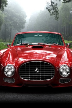 rumbling-mumblr:  Ferrari f340 Classic Red