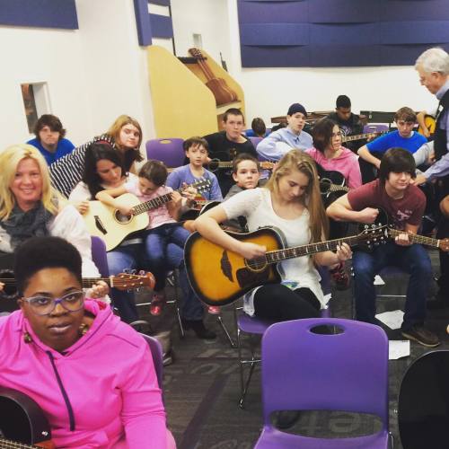 <p>Just one half of one of the FOUR guitar classes I taught today at the Country Music HOF and Museum. They made me proud! Thanks to Ford Motor Co. Fund for making this program possible today. What a blast! #threechordsandthetruth #weonlyhadtimefortwochords (at Country Music Hall of Fame and Museum)</p>