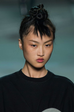 bodyfluids:  Jing Wen @ Marc by Marc Jacobs Spring 2015