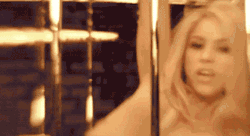 femalemusicianfakes:  “Behind the scenes” of Shakira’s