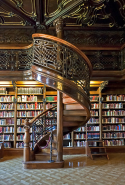 eyesforeverblue:  bluepueblo:  Spiral Staircase, Library, Budapest,