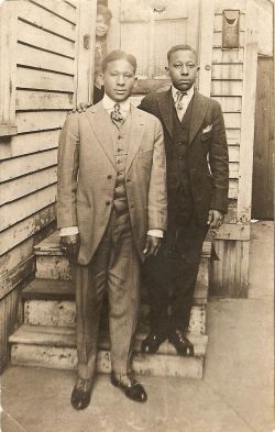 blackhistoryalbum:TRUE GENTLEMEN | CHICAGO 1920sMen of “The