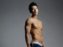 Hawt Asian Stud!