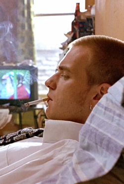 vintagesalt:  Ewan McGregor in Trainspotting (1996)