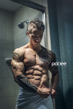 jivvii:  Daniel Kielgast by Pat Lee