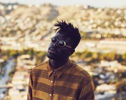 Moses Sumney(Shot by Jake Michaels)