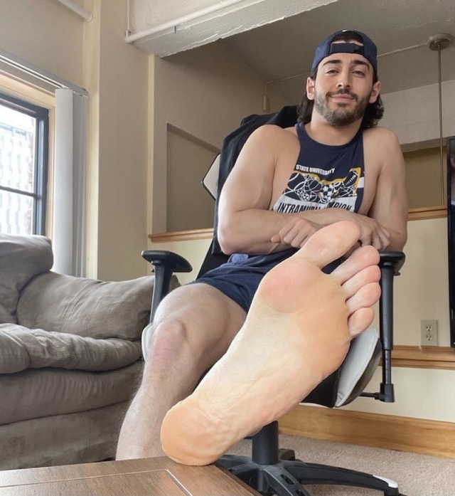 feetman80-deactivated20220409:🔥🔥🔥 great feet