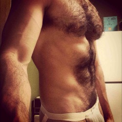 hairymacho:  http://hairymacho.tumblr.com/