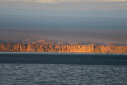 dullist:  Spitsbergen at dawn. by richard.mcmanus. on Flickr.