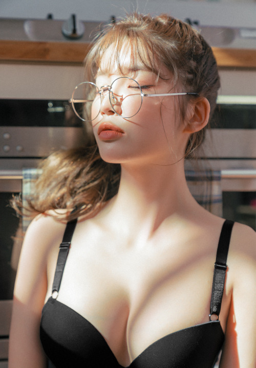 korean-dreams-girls:   Cha Yoo Jin - March 27, 2020 Set   