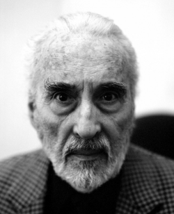 thefilmstage:  R.I.P. Christopher Lee, who has passed away at the age of 93.   ;_;