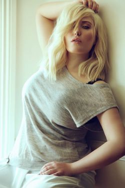 curvee-org:Upcoming Model - Hayley Hasselhoff - Yes, that HasselhoffI