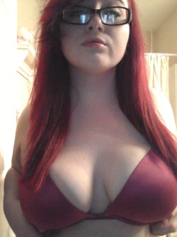 harleysinn-slut:  Colored my hair an even brighter red.  Damnit!