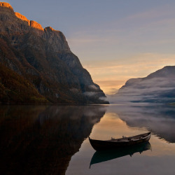 archenland:  Norway 7 by Maciej Duczynski