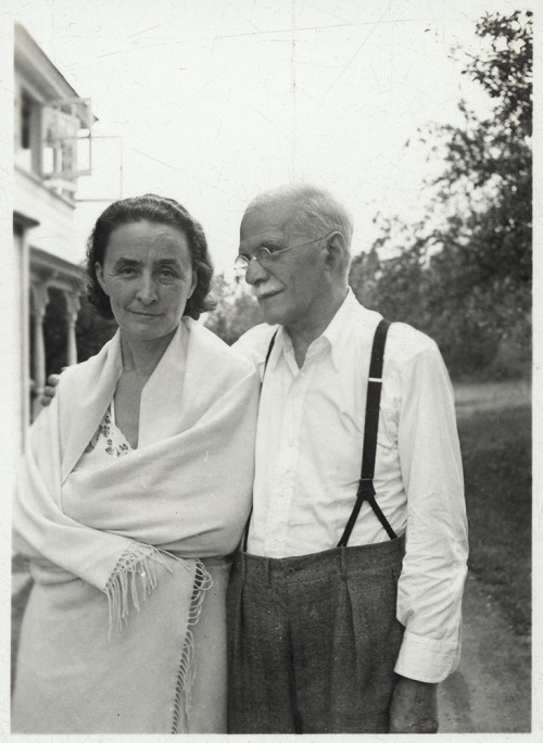 ehoradote:   Georgia O'Keeffe and Alfred Stieglitz, undated<3