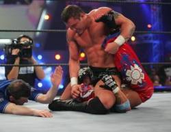 Love when Randy dominates his opponents, makes me want to wrestle