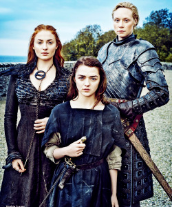 gameofthronesdaily:  Sophie Turner as Sansa Stark, Maisie Williams