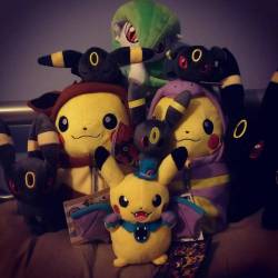 The gangs all here! #pokemon #pikachu #umbreon #gardevoir #nebukurocollection