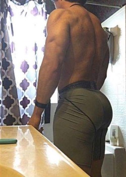 hispanicbooty10:Anyone know this man? He use to go by the name